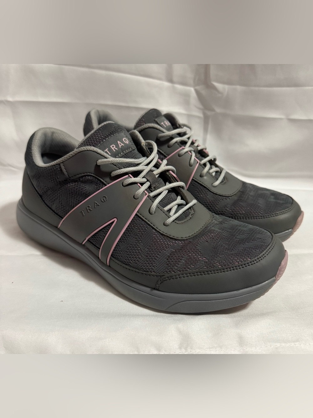 TRAQ by Alegria Women's Gray and Pink Lace-Up Sneakers size 9